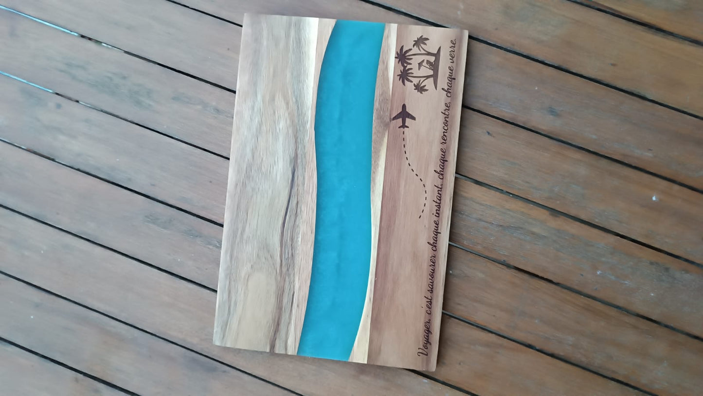 Planche apéro Acacia et Epoxy