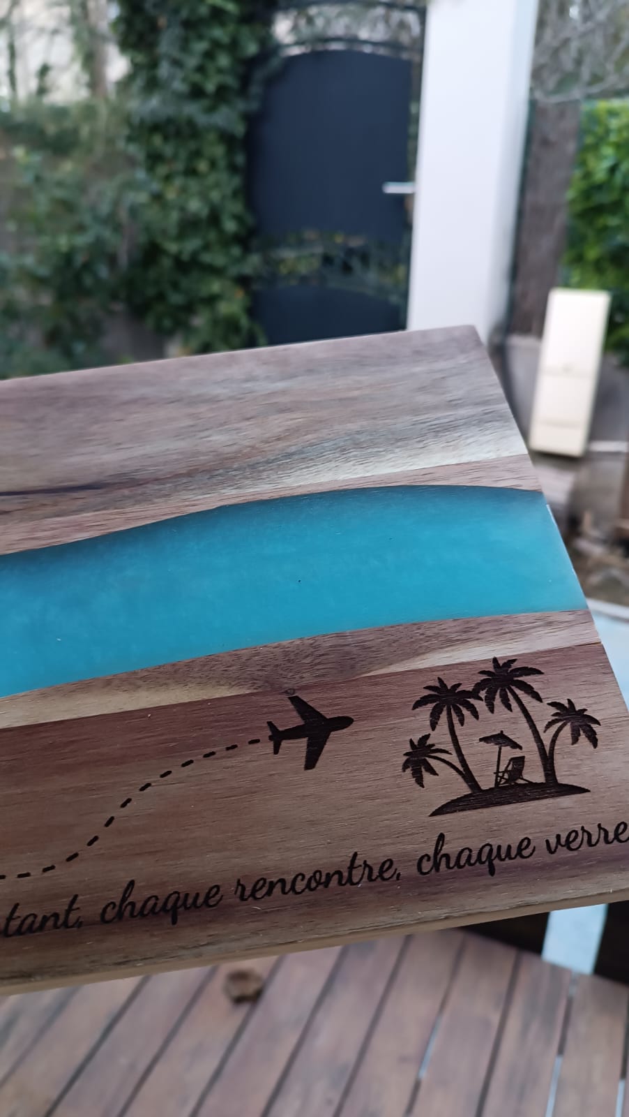 Planche apéro Acacia et Epoxy